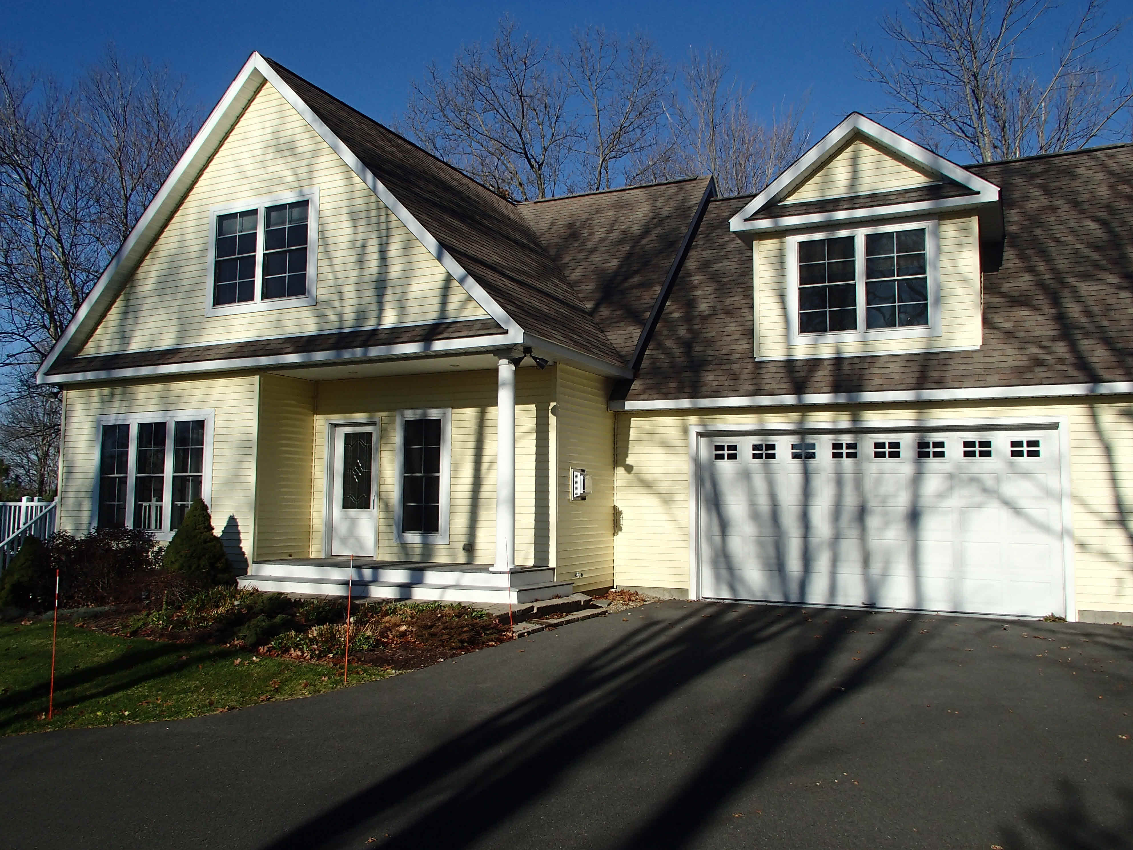 Building photograph for 16 BLUEBERRY HILL RD